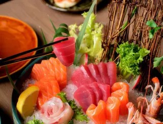 060. Sashimi misti 9 pezzi