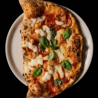 CALZONE AL FORNO
