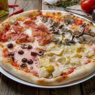 Pizza quattro stagioni