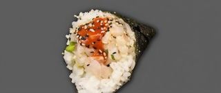 Robalo com abacate Temaki