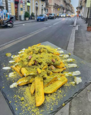 Patatine dippers al pistacchio