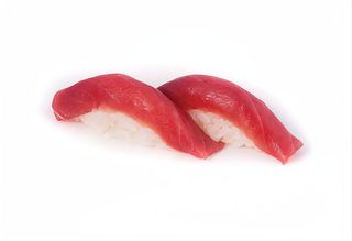121 Nigiri maguro