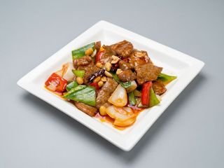 Anatra in salsa chili piccante