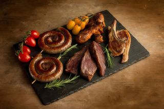 Grill x 1 (varie tipologie di carne + patate al forno)