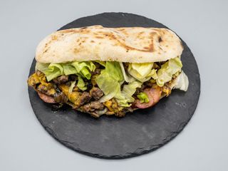 L’IMPERATORE (MAXI PANINO PANPINSA MANZO 500 GR. C.A. + PATATE AL FORNO)