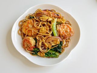 海鲜乌面 Spaghetti udon con frutti di mare
