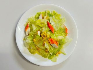 蟹沙拉 insalata con polpa di granchio