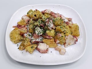 INSALATA DI POLIPO* CON PATATE* 