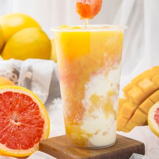 Granita cocco con mango e pompelmo