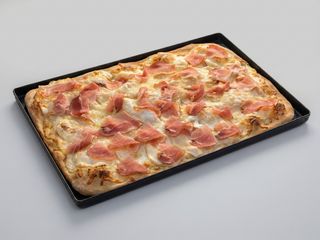 Pizza speck e provola