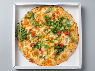 Pizza provola e porcini