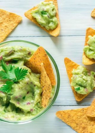 Guacamole DIP and Nachos