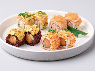 Uramaki misto omakase