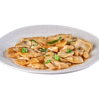 Pollo funghi e bambu