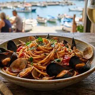 Spaghetti con Vongole e Cozze