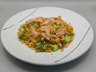 27. Riso con pollo uova e verdure