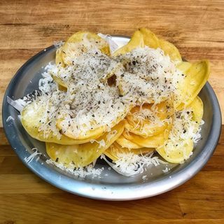 Chips al cacio e pepe