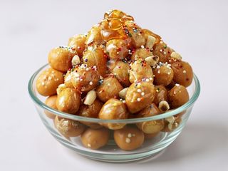 STRUFFOLI