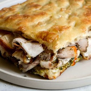 Focaccia con la porcchetta