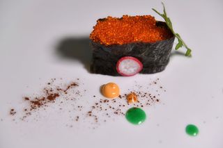 710. Gunkan tobiko 2 pezzi