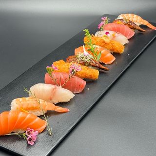 882 Sushi grande