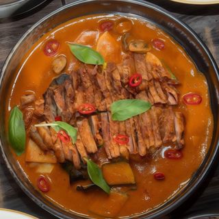 43. Anatra arrosto in salsa piccante