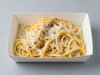 Tonnarelli cacio e pepe