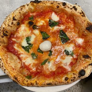 Margherita al filetto di pomodoro 