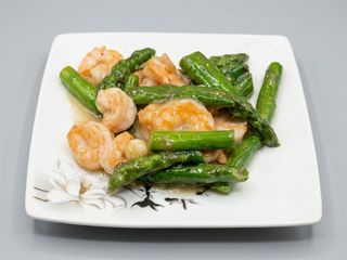 Gamberetti con asparagi cinesi