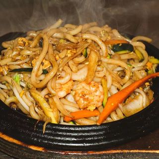 Udon con gamberi alla piastra