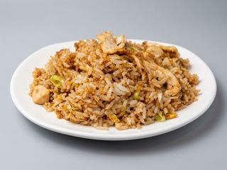 Riso saltato con pollo