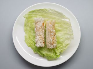 Involtini con ripieno di gamberi