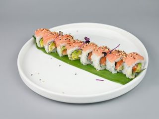 77 Uramaki affumicato