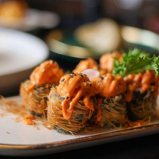 771. Crunch spicy maki**