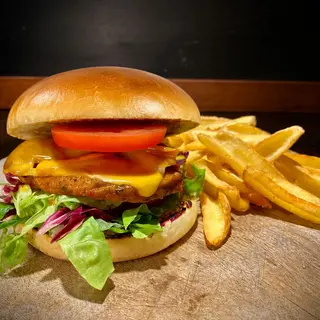 Home veggie burger + patate fritte