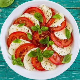 Antipasto caprese