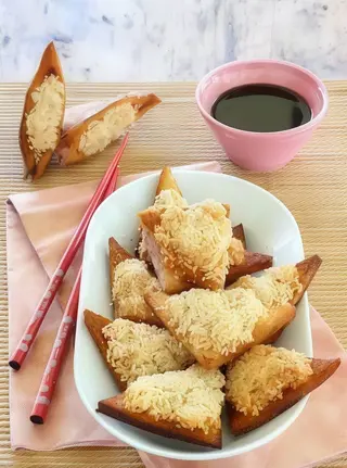 A4. Toast di gamberi con sesamo*