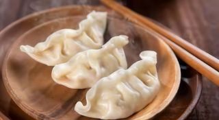 A30. Ravioli con carne al vapore*