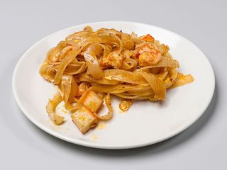 A92. Tagliatelle di riso thai*