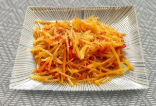 161 Patate in salamoia piccanti