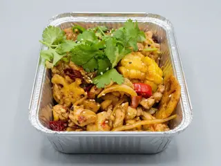 165 Pollo alla piastra metallica (piccante)