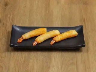 Shrimp and meat roll