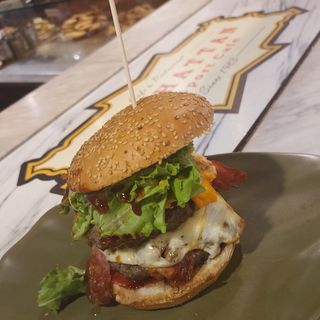 Harlem burger