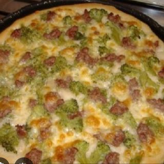 NEW Pizza Broccoli e salsiccia 