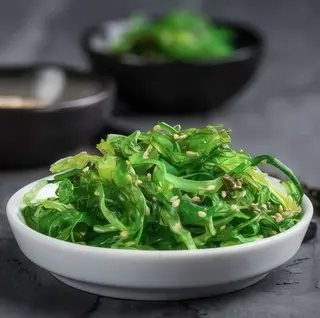 26. Wakame