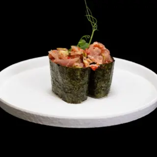 76. Maguro gunkan
