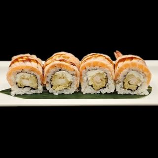 172. Uramaki flambè roll