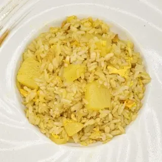284. Riso con ananas thai