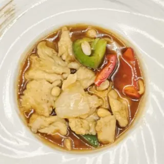 303. Pollo in salsa piccante