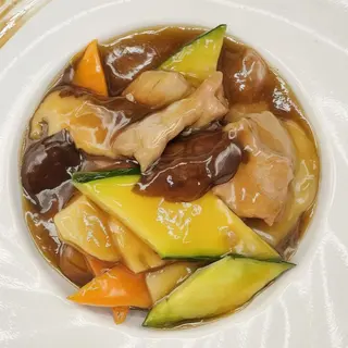 308. Manzo con verdure